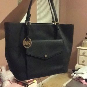 Micheal Kors Purse